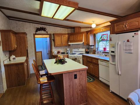 1204 Center, Gladwin, MI 48624 photo 21
