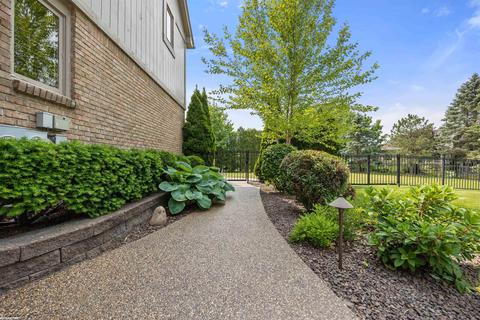 49207 Valley Frg, Macomb, MI 48044 photo 34