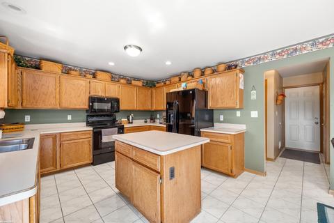 49207 Valley Frg, Macomb, MI 48044 photo 10