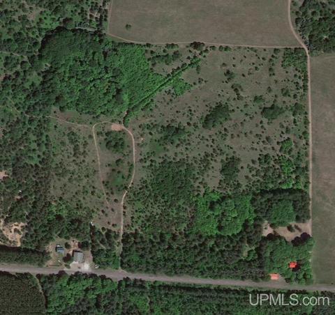 14304 Obenhoff Rd, Atlantic Mine, MI 49905
