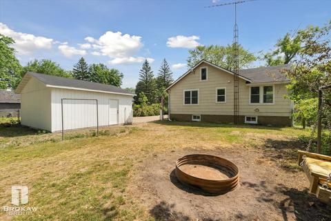 2187 Disch St, Flushing, MI 48433 photo 32