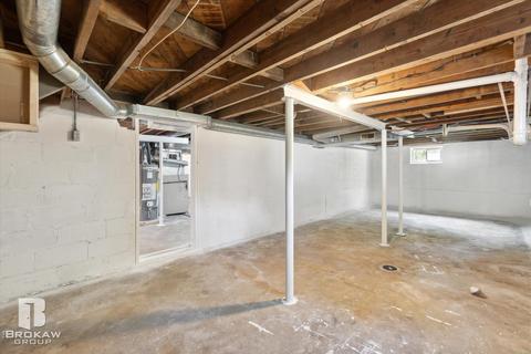 2187 Disch St, Flushing, MI 48433 photo 25