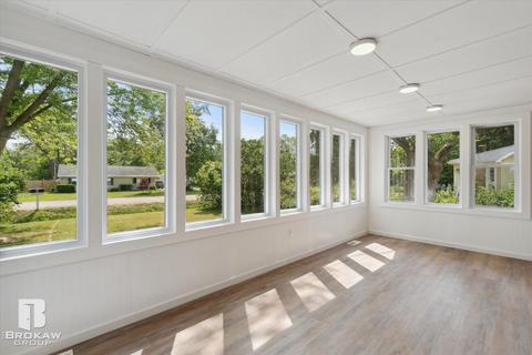 2187 Disch St, Flushing, MI 48433 photo 8