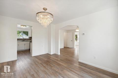 2187 Disch St, Flushing, MI 48433 photo 13
