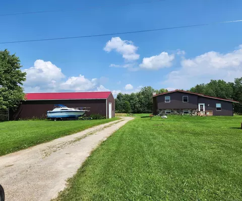 4380 Quain, Emmett, MI 48022