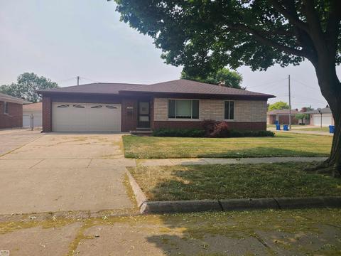 13630 Collins, Warren, MI 48088