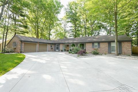 1105 Evamar Dr, Midland, MI 48640