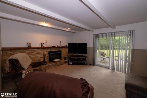 9210 W Carpenter, Flushing, MI 48433 photo 24