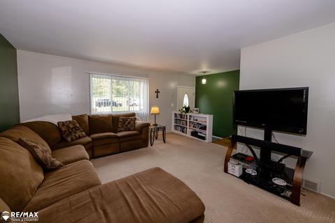 9210 W Carpenter, Flushing, MI 48433 photo 7