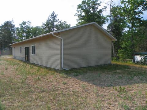 211 Piney Woods Rd, Harrison, MI 48625 photo 7