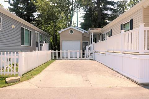 2545 Lakeshore #24, Applegate, MI 48401 photo 4