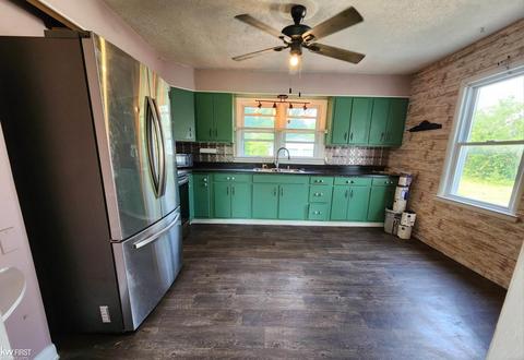 4469 E Mount Morris Rd, Mount Morris, MI 48458 photo 10