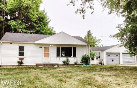 4469 E Mount Morris Rd, Mount Morris, MI 48458