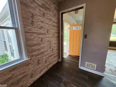 4469 E Mount Morris Rd, Mount Morris, MI 48458 photo 8