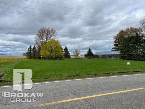 E Laporte, Hemlock, MI 48626 photo 4