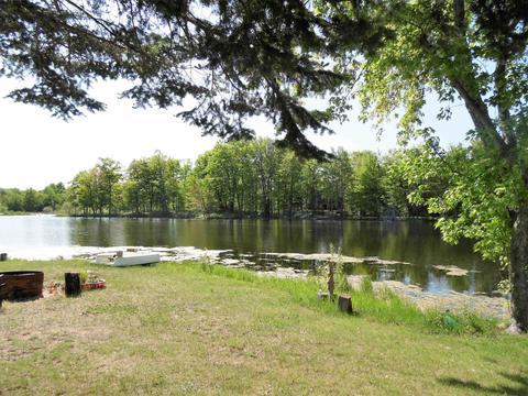 1347 Lakeview, Gladwin, MI 48624 photo 5