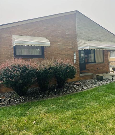 24808 Princeton, Saint Clair Shores, MI 48080
