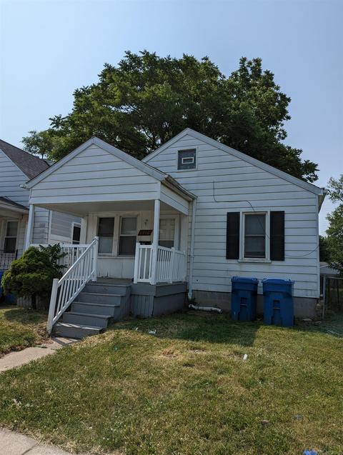 8258 Toepfer, Warren, MI 48089