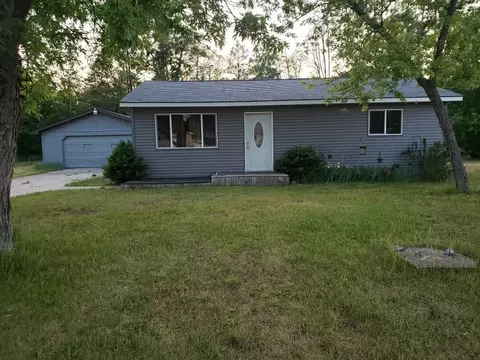 5179 Apache, Harrison, MI 48625