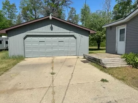 5179 Apache, Harrison, MI 48625 photo 15