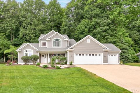 7749 Nutrush Dr, Freeland, MI 48623