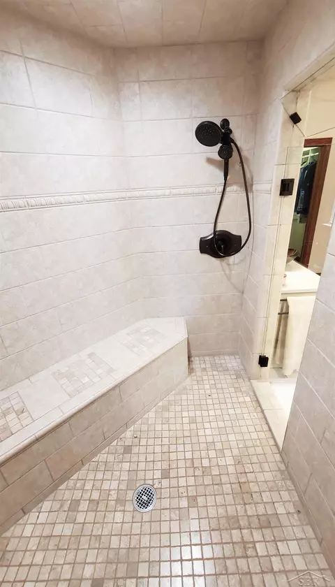 6 Maple, Frankenmuth, MI 48734 photo 28