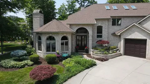 6 Maple, Frankenmuth, MI 48734 photo 3