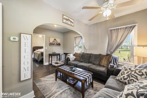 1553 Oak, Monroe, MI 48161 photo 4