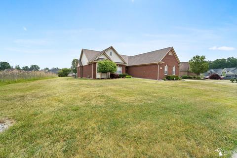 27262 Celtic, Flat Rock, MI 48134