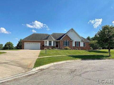 608 Maple, Tecumseh, MI 49286