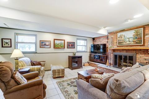 8282 Minx, Temperance, MI 48182 photo 31