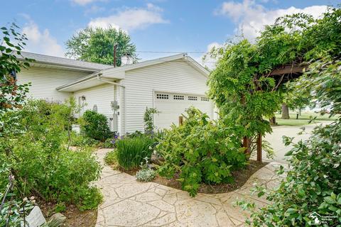 8282 Minx, Temperance, MI 48182 photo 57