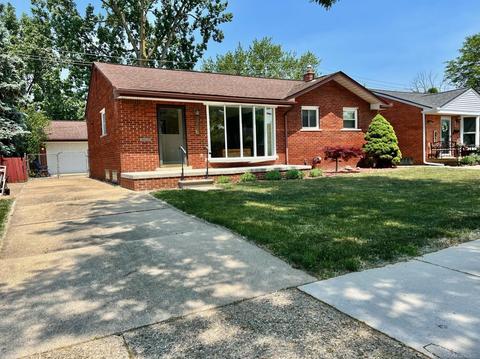22037 Visnaw, Saint Clair Shores, MI 48081