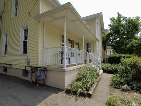 227 E Lorain, Monroe, MI 48162 photo 2