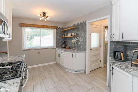 17741 Breezeway, Fraser, MI 48026 photo 26