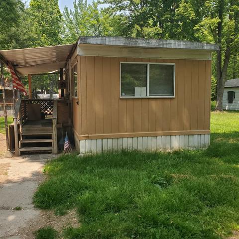 1085 Frank St, Beaverton, MI 48612