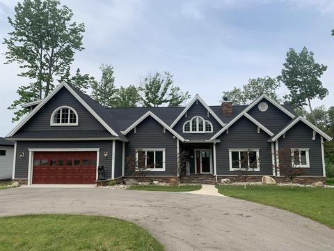 9222 Myrtle Ln, Alden, MI 49612