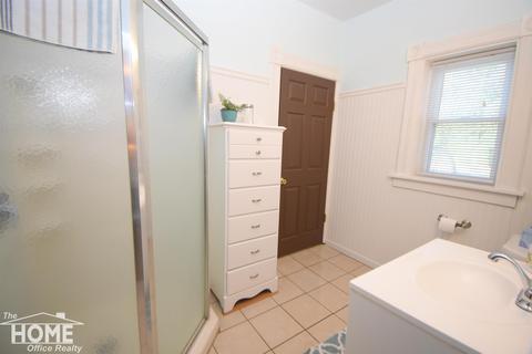 316 E Williams St, Owosso, MI 48867 photo 16