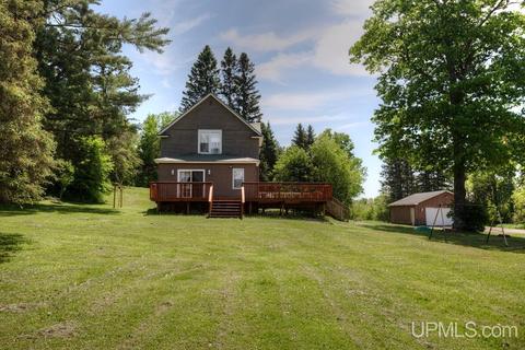 1105 Eli, Bessemer, MI 49911
