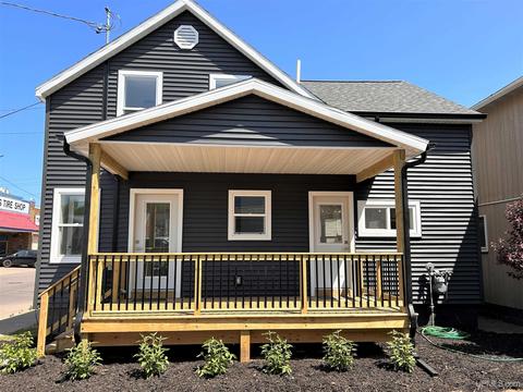 300 E Pearl, Ishpeming, MI 49849 photo 2