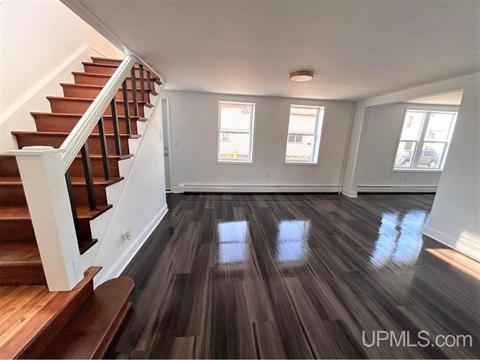 300 E Pearl, Ishpeming, MI 49849 photo 9