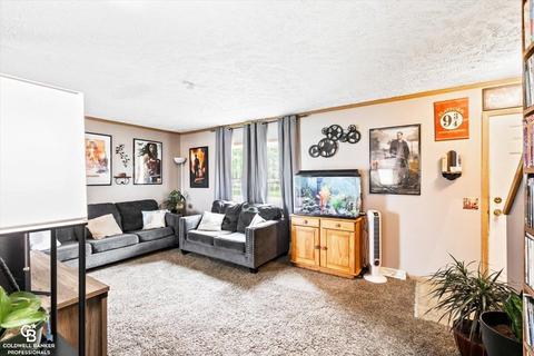 4857 Main Rd, Applegate, MI 48401 photo 4