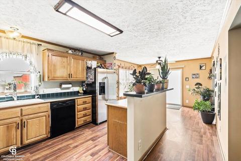 4857 Main Rd, Applegate, MI 48401 photo 9
