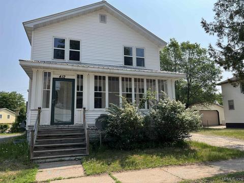 412 Dickinson Blvd, Kingsford, MI 49802