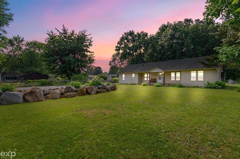 47521 Sugarbush, Chesterfield, MI 48047