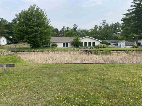 544 Manzer Rd, Beaverton, MI 48612