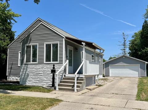 406 Bradley St, Bay City, MI 48706