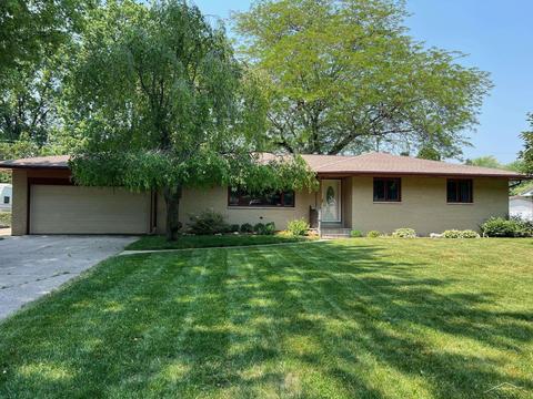 2925 Whitfield Dr, Saginaw, MI 48603