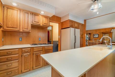 632 Ridge, Harrison, MI 48625 photo 8