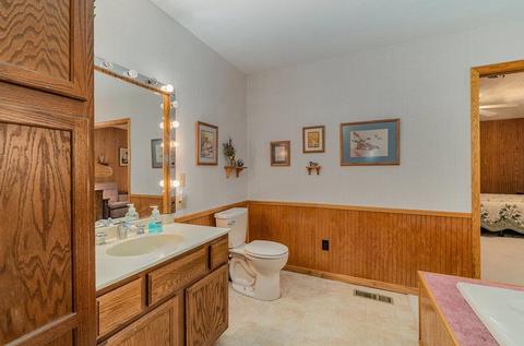 632 Ridge, Harrison, MI 48625 photo 19